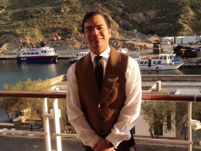 cruise ship formal wear