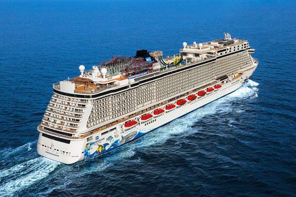 Terrifying Night On Norwegian Escape - Crew and Passengers Injured